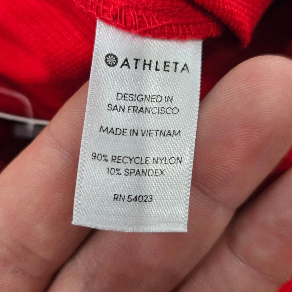 Athleta Wander Slim Pant Red High Rise Work to Workout Pants Ankle Pants Size 4